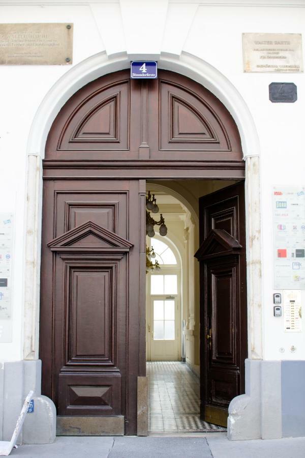 Studio Apartments Opera - Mai'S Apartments Vienna Exterior photo