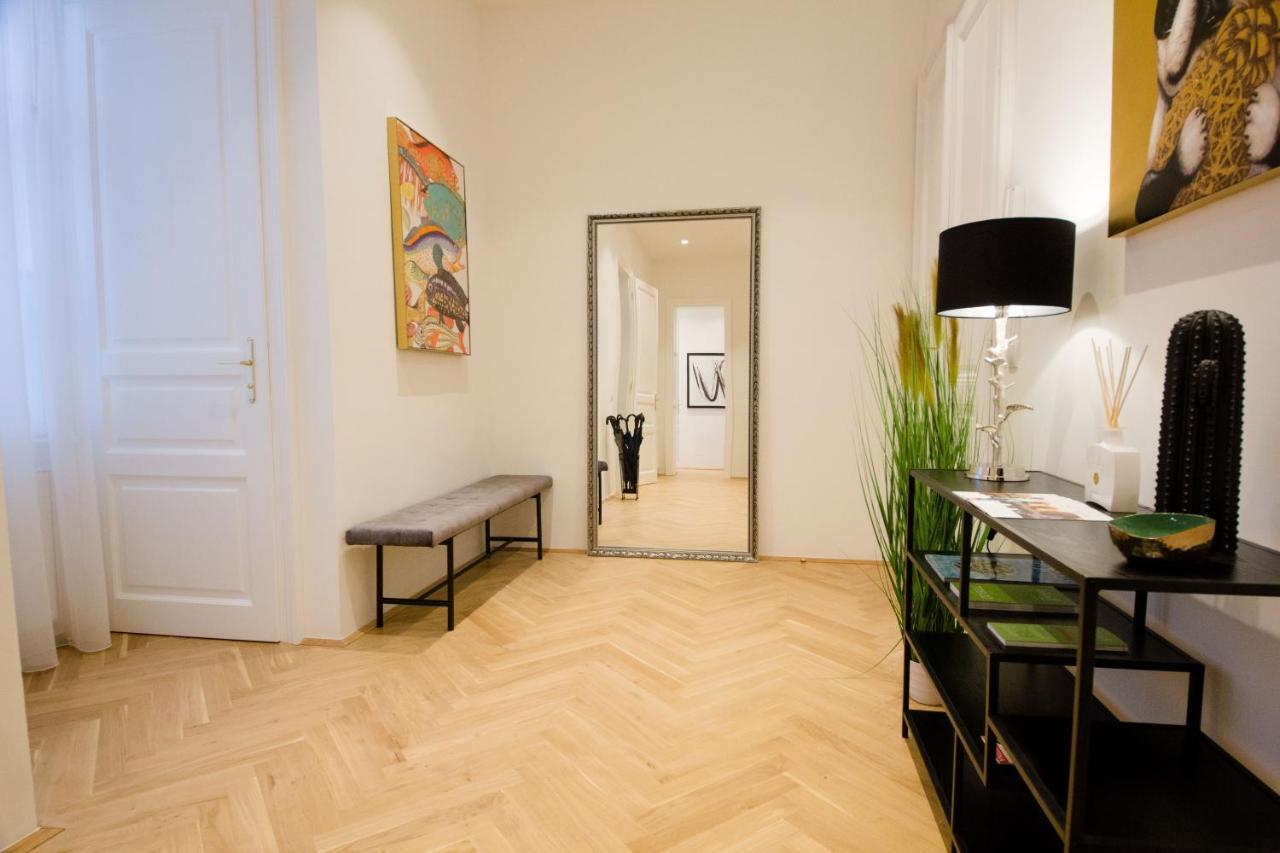 Studio Apartments Opera - Mai'S Apartments Vienna Exterior photo